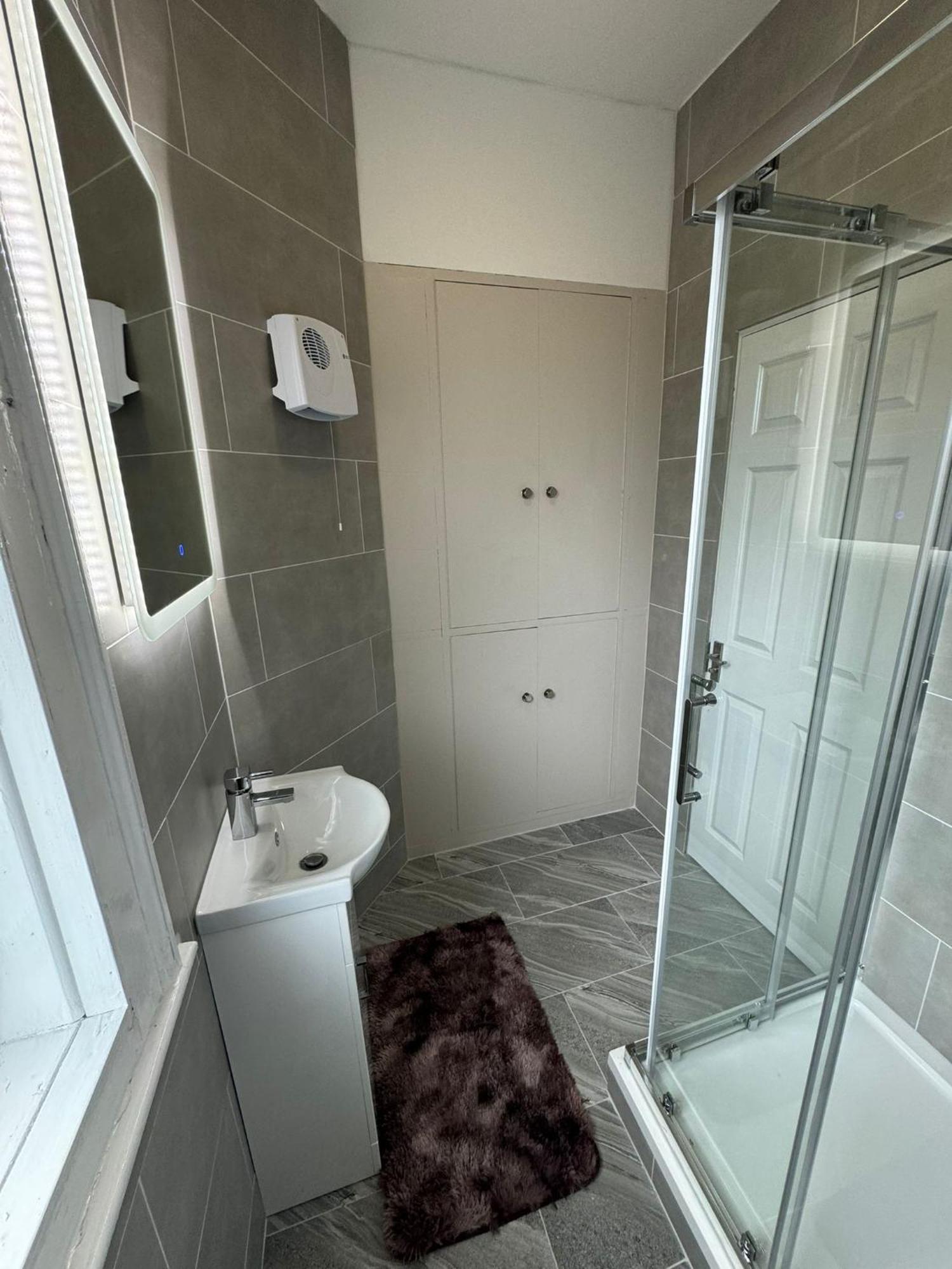 Superb Triple Room Near Croke Park - 2 Guest house Dublin
